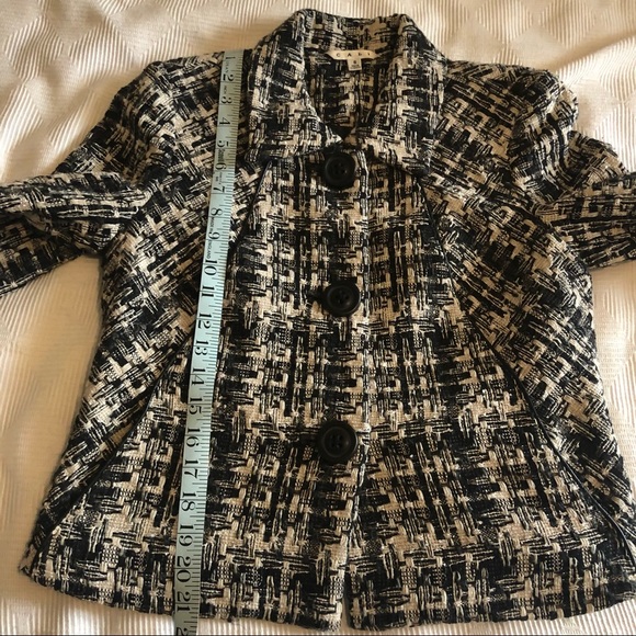 Cabi Corporate Blazer Tweed Black White Style# 630 - Picture 6 of 10